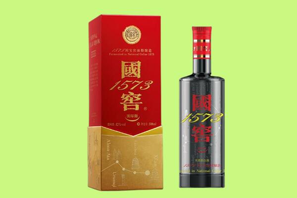 阿坝县回收国窖1573.jpg